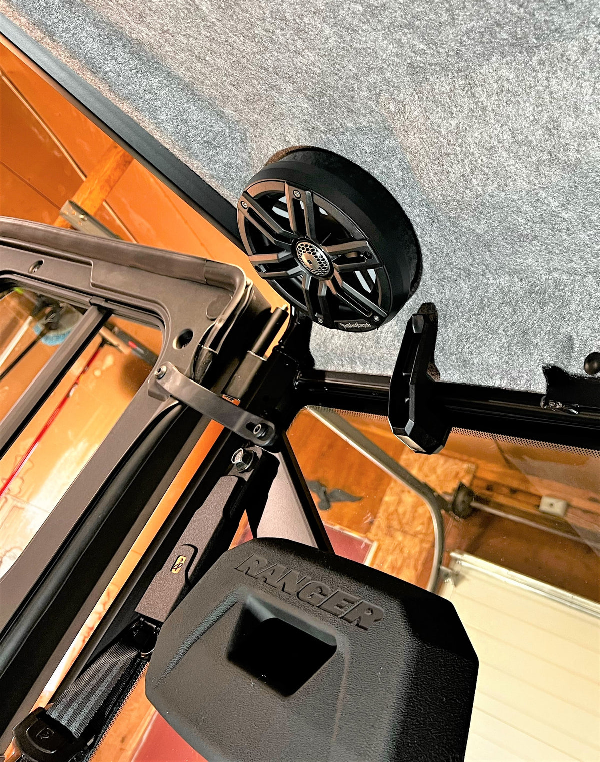 2018 - 2024 Polaris Ranger XP 1000 / 1000 Roof Mounted Rear Speaker Kit - Rockford Fosgate M2-65B Speakers- Fits both Ride and Non Ride Command models